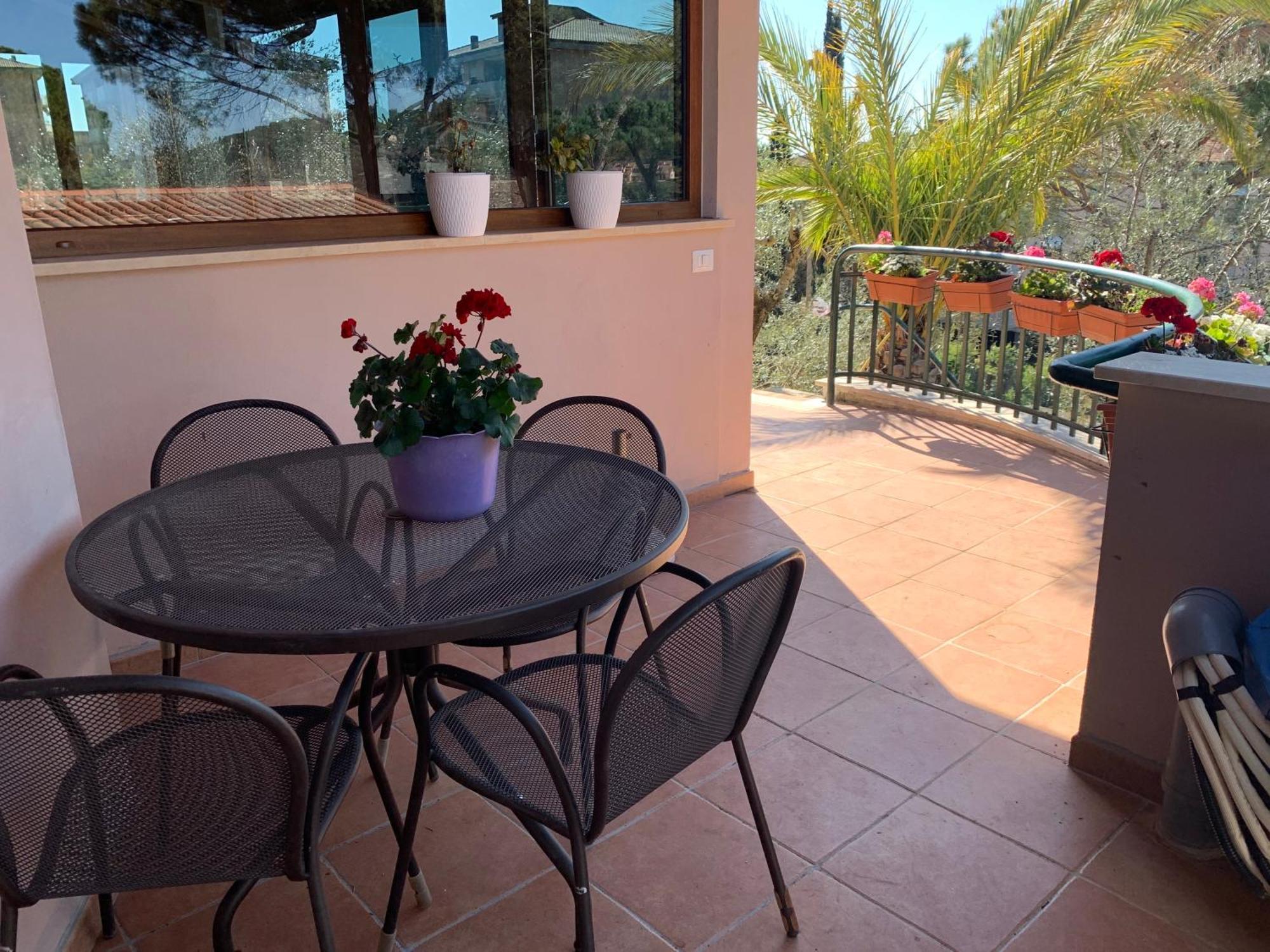 Graziella Villa *